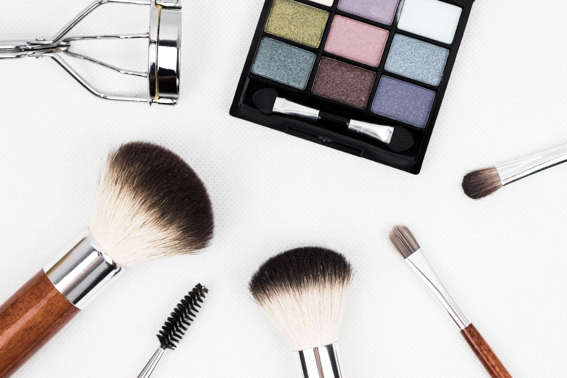 10 Biggest Cosmetic Companies In The World